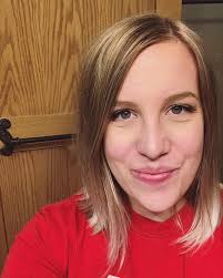 Dry texturizing spray for volume and texture