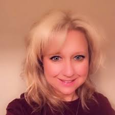 Lisa Trask (@trasktastic)