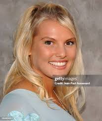 42 Photos & High Res Pictures