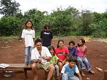 Early guaraní people made the forests of eastern paraguay their home, farming the lands and living in tribal villages of around 15 families. Guarani Volk Wikipedia