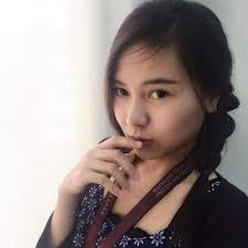 Apple Jean's Instagram, Twitter & Facebook