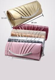 Les pochettes kipling sont disponibles dans une large variété de formats et de coloris, vous pouvez. Pochette De Soiree Sac En Satin Chic Et Discret Pour Soiree Habillee