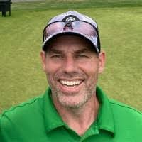 Mary Casebeer's Instagram, Twitter & Facebook