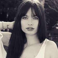 Shannon Cassidy's Instagram, Twitter & Facebook