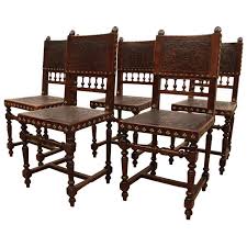 Baroque Spanish Revival Leather Dining Chairs 1stdibs Com Leather Dining Chairs Dining Room Chairs Modern Dining Chairs