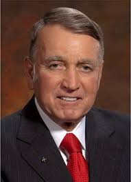 Businessman Salmon to Receive Awards at Hughes Center Honors