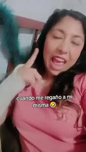 con insomnio mañana ya me.quitan el yeso #caida #reposo #fractura #patinaje  #aburrida #comedia #roller #patinesenlinea #fracturamuñeca #fyp