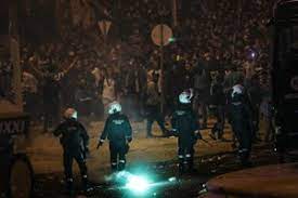 Lisboa, estádio josé alvalade, confrontos entre as claques do sporting clube de portugal (scp) e vistas gerais dos confrontos, adeptos atiram pedras; Ae5w4ct2tlasrm