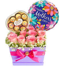 We understand that every balloons delivery is important and unique. Mother S Day Roses In Box With Chocolate And Balloon Delivery To Manila