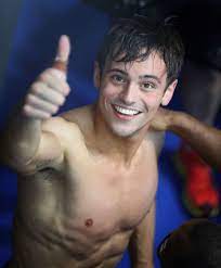 Help us build our profile of tom daley! Tom Daley Instagram Age Husband Twitter Diving Baby Celeb Tattler