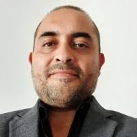 50+ perfiles de «Ernesto Roldan»