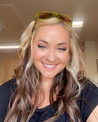 Meet Emily Haag! Emily will be popping up at @erika.hewston textiles this  weekend! 💛💛💛 Emily Haag is a contemporary abstract expressionist based  in New Jersey and is known for her sculptural sand