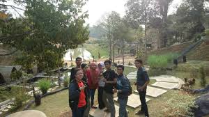 Ladang budaya atau juga disebut dengan ladaya ini dikelola oleh yayasan lanjong. Jelajah Objek Wisata Di Tenggarong Kota Cantiknya Kutai Kartanegara