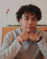 Zach Hamm's Instagram, Twitter & Facebook