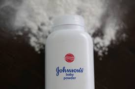 Ingredients reviewed for johnson's baby powder to be 91% top allergen free and free of gluten, coconut, nickel, preservatives, lanolin, and soy. What To Know About The Johnson Johnson Baby Powder Recall Self