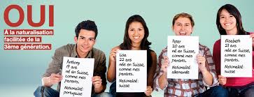 En effet, elle joue un rôle direct sur l'évolution démographique et tend à contrebalancer l'effet la naturalisation a pour sa part un rôle sur l'évolution de la population de nationalité suisse : Coordination Contre L Exclusion Et La Xenophobie Melissa