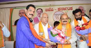 Apart from being a leader of the dominant lingayat community and close associate of yediyurappa, bommai is the son of. Uywtknefl5ofim