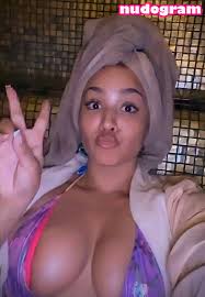 Demetria Obilor  DemetriaObilor Nøgne lækkede OnlyFans foto 130 -  Nudogram v2.1