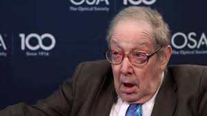 Howard Schlossberg shares the story behind how he decided to get into  optics--OSA Stories