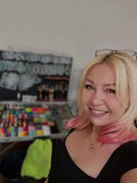 The Face Painting Queen