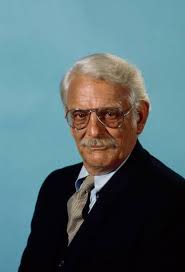 Anyone remember listening to my Model Phipps (**Lee Gideon) **on the KMR  Radio (KRMG) and John Erling for his Friday morning visits with John  Erling? Lee was a good friend of mine