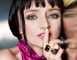 Maria Rodrigues Projects :: Photos, videos, logos, illustrations and  branding :: Behance