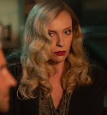 Mafia Mamma': Toni Collette y Monica Bellucci, mafiosísimas