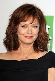 The idea for using the hairstyles for women over 60 with fine hair can be easier to be done especially because the fine hair will help you for making the appropriateness between your desire and the possible hairstyle chosen. 50 Classy Hairstyles For Women Over 60