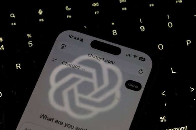La fronde des mathématiciens contre OpenAI s'intensifie : la propriété intellectuelle face à l'IA