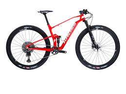 Jun 14, 2021 · in the men's race, flueckiger joined an elite group of three leaders along with ondrej cink and anton cooper. Earth Te Bikes And Accessories Kross Eu