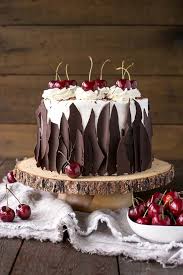 1001 Idees Pour Le Gateau D Anniversaire Au Chocolat Parfait Gateau Anniversaire Chocolat Decoration Gateau Chocolat Gateau Chocolat