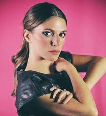 Nina Bloom's Instagram, Twitter & Facebook