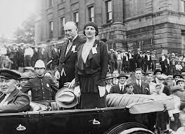 Mackenzie king's liberals win a majority, defeating bennett's conservatives Rb Bennett Albert County Museum Rb Bennett Centre