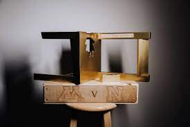 ruyada kirik sandalye gormek ruya meali