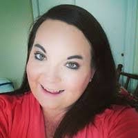 Sarah Cranford's Instagram, Twitter & Facebook