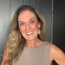 Blast from the past! Pio Pete once had a trusty sidekick. Can you recall  her name? Carroll University Alumni #carrollu #TBT