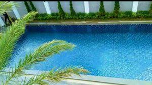 Kami jasa pembuatan kolam renang siap kolam renang memiliki kesan seperti air terjun. Tentang Kami Kurnia Utama Pools