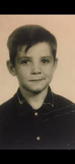 Can anyone please help with this picture of my dad