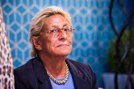 Savoureux plaisir de bloquer les haineux, surpassé par celui de lire les messages isabelle balkany @ibalkany. Isabelle Balkany L Indefectible Epouse Pour Le Meilleur Et Pour Le Pire Madame Figaro
