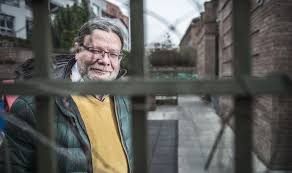 Vondra — ist der familienname folgender personen: Alexandr Vondra Politiky Dnes Nahrazuji Boxeri Komedianti A Kaspari E15 Cz