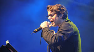 Per poter procedere con l'acquisto è necessario installare i cookies. Ascolta Il Tuo Ricordo Di Samuele Bersani Testo