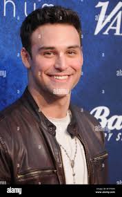 Ryan guzman hi-res stock photography and images