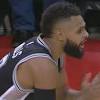 The veteran player said the team has his back, especially now that he's living an awful moment. 1