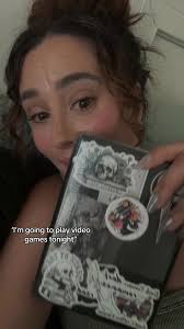 And we're the three (minus rhysand) bestfriends that anyone could have...