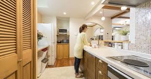 明るくオープンなキッチン ブルースホーム小倉 輸入住宅 住宅 ホーム