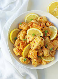 Chinese Lemon Chicken Made With Crispy Fried Chicken Covered In An Authentic Fresh Lemon Sauce Chinese Lemon Chicken Lemon Chicken Recipe Easy Chinese Recipes