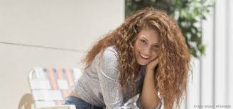 Copertina taglio riccio corto · tagli corti e . Come Tagliare I Capelli Ricci Suggerimenti Utili Star Like Parrucchieri