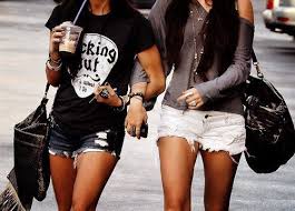 Résultat de recherche d'images pour "swag girl facebook"