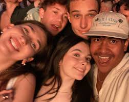 Isabella Cheifetz (@izzycheifetz) · Instagram photos and Reels