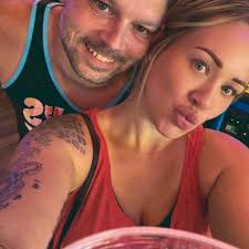 Burger smasher with two thicknesses found at Ollie's